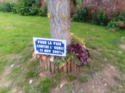 Arbre pour la paix à Flesquières
