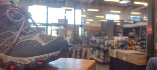 Camping Store «REI», reviews and photos, 1011 E Southlake Blvd, Southlake, TX 76092, USA
