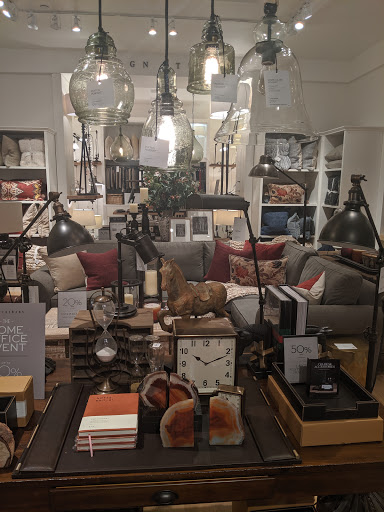 Furniture Store «Pottery Barn», reviews and photos, 321 King St, Charleston, SC 29401, USA