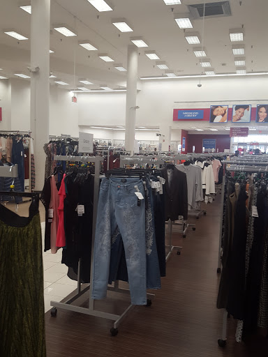 Clothing Store «Burlington Coat Factory», reviews and photos, 100 S 69th St, Upper Darby, PA 19082, USA