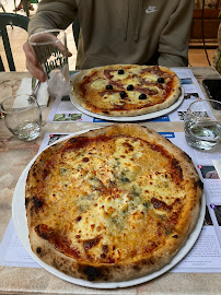 Plats et boissons du Pizzeria les 4 voûtes à La Malène - n°20