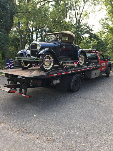 Auto Repair Shop «Adams Towing & Repair LLC», reviews and photos, 1704 Old Porter Rd, Porter, IN 46304, USA