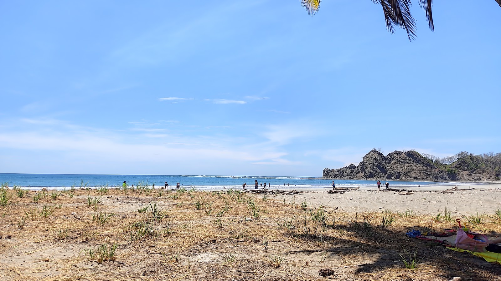 Foto von Carrillo Beach mit langer gerader strand