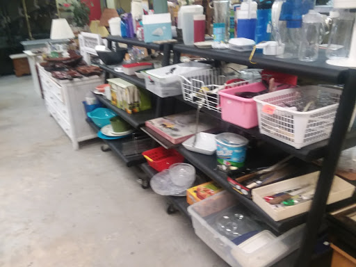 Thrift Store «Interfaith Emergency Services Thrift Store», reviews and photos, 718 N Pine Ave, Ocala, FL 34475, USA