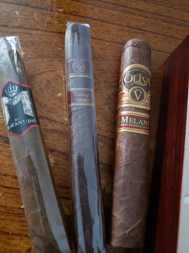 Tobacco Shop «Smoke 4 Less», reviews and photos, 909 S Central Ave, Compton, CA 90220, USA