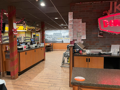 Shopping Mall «Nashua Mall», reviews and photos, 42 Gusabel Ave, Nashua, NH 03063, USA