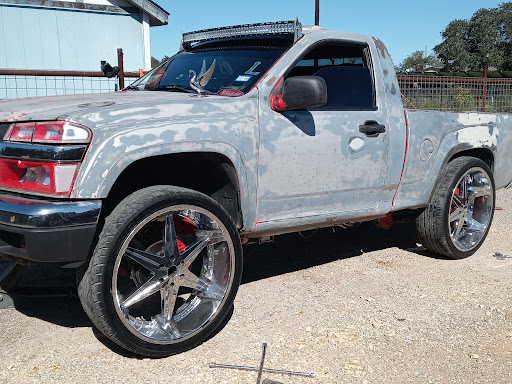 Flea Market «Las Esperanza Flea Market», reviews and photos, 18820 Pleasanton Rd, San Antonio, TX 78221, USA