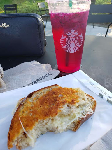 Coffee Shop «Starbucks», reviews and photos, 970 Alamo Dr, Vacaville, CA 95687, USA