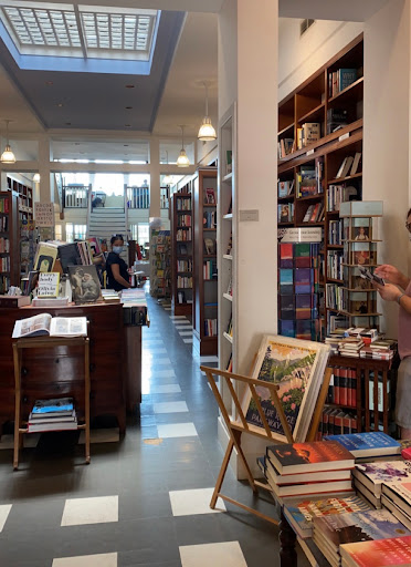 Book Store «New Dominion Book Shop», reviews and photos, 404 E Main St, Charlottesville, VA 22902, USA