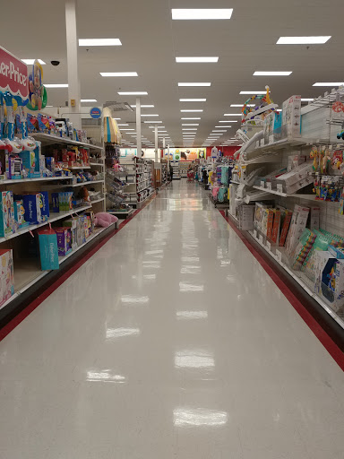 Department Store «Target», reviews and photos, 600 Chauvet Dr, Pittsburgh, PA 15275, USA