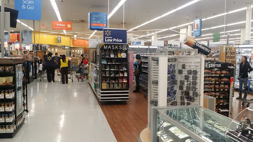 Department Store «Walmart Supercenter», reviews and photos, 479 N McKinley St, Corona, CA 92879, USA