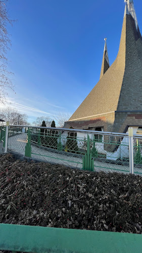 Opinii despre Debrecen-Tégláskerti Missziói Egyházközség. egyházközség temploma în Debrecen - Templom