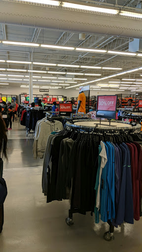 Clothing Store «Nike Clearance Store», reviews and photos, 4099 S Plaza Dr, Memphis, TN 38116, USA