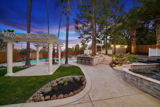 Laura Wucher, REALTOR Laura Wucher Real Estate Team - Christies International Pleasant Hill & Martinez image
