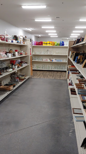 Thrift Store «New Horizons Thrift Store», reviews and photos, 745 Desert Flower Blvd, Pueblo, CO 81001, USA