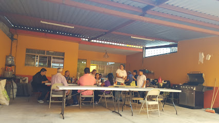 Trini Burgers - Tepeyac 12, Guadalupana, 38947 Yuriria, Gto., Mexico