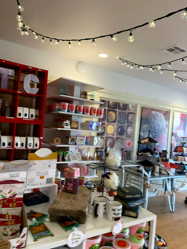 Chocolate Shop «Apple Tree Chocolate», reviews and photos, 754 Asp Ave, Norman, OK 73069, USA