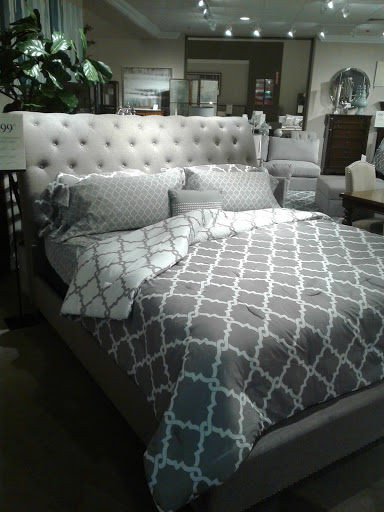 Furniture Store «City Furniture Hialeah», reviews and photos, 5250 W 20th Ave, Hialeah, FL 33016, USA