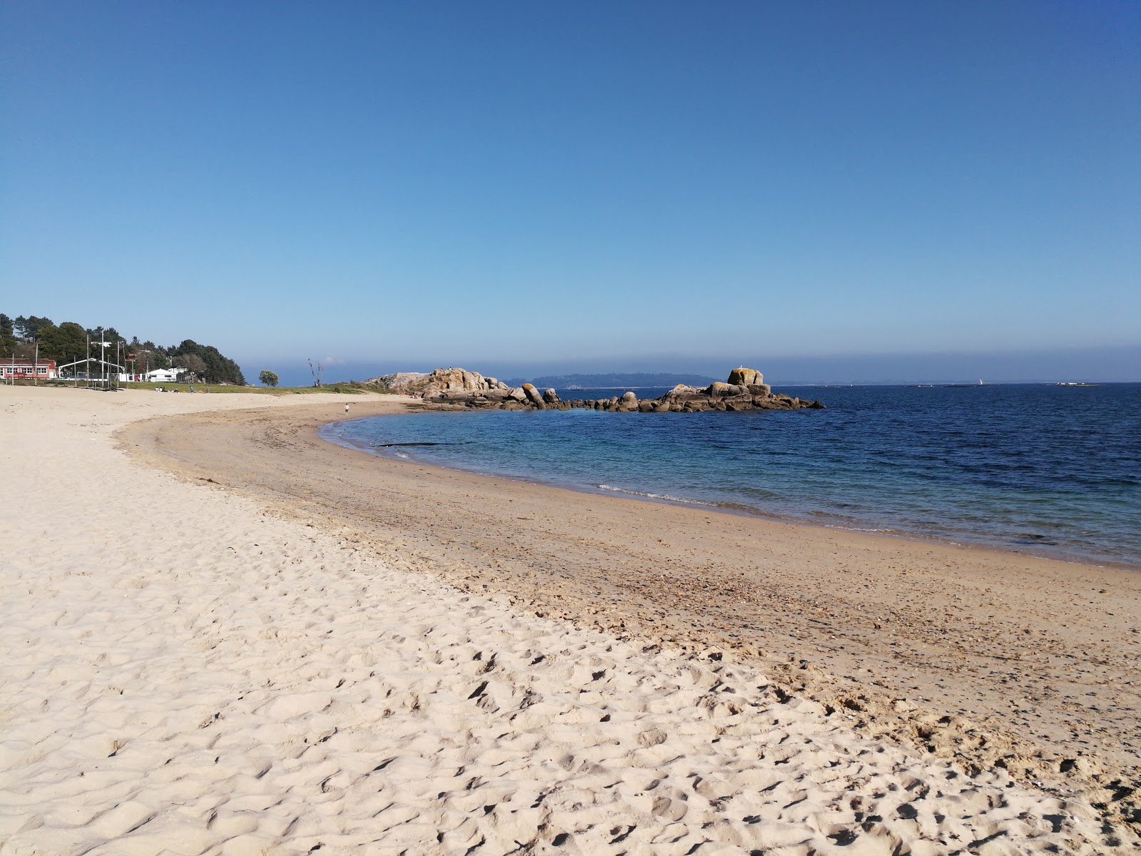 Fotografie cu Cabio beach - locul popular printre cunoscătorii de relaxare