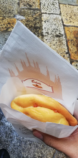 Places to have a snack in Milan