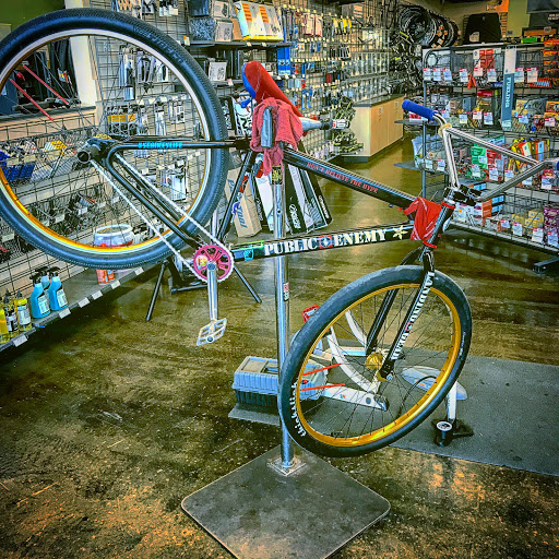 Bicycle Store «Performance Bicycle», reviews and photos, 1300 S Christopher Columbus Blvd, Philadelphia, PA 19147, USA