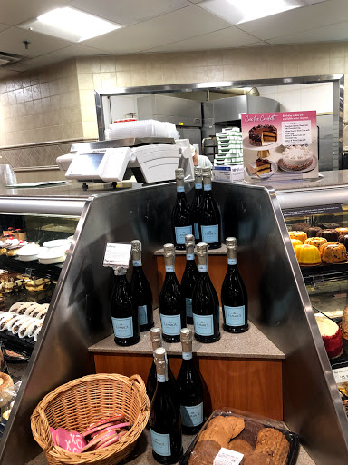 Supermarket «The Fresh Market», reviews and photos, 2207 Colonial Ave SW, Roanoke, VA 24015, USA