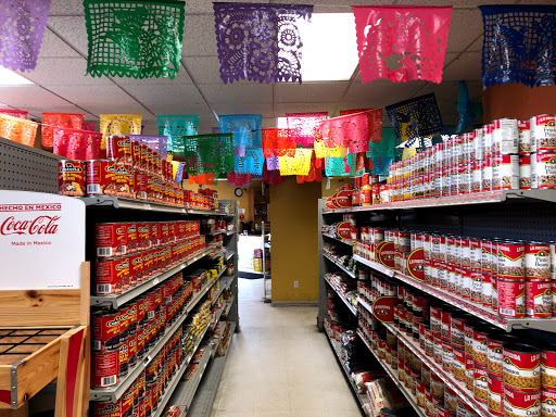 Grocery Store «La Mexicana Grocery Store», reviews and photos, 432 N Main St, West Bend, WI 53090, USA
