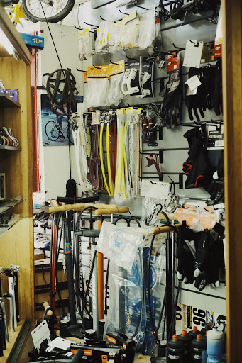 Bicycle Store «Freewheel Bike Shop», reviews and photos, 1920 Hayes St, San Francisco, CA 94117, USA