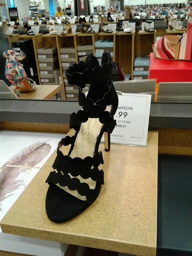 Shoe Store «DSW Designer Shoe Warehouse», reviews and photos, 2709 N Mesquite Dr, Mesquite, TX 75150, USA
