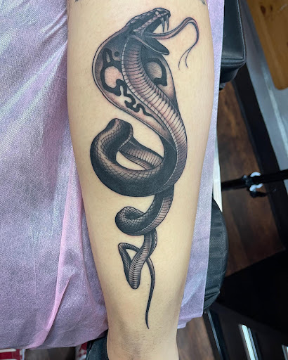 Tattoo Shop «Forever Ink», reviews and photos, 28 S Plainfield Ave, South Plainfield, NJ 07080, USA