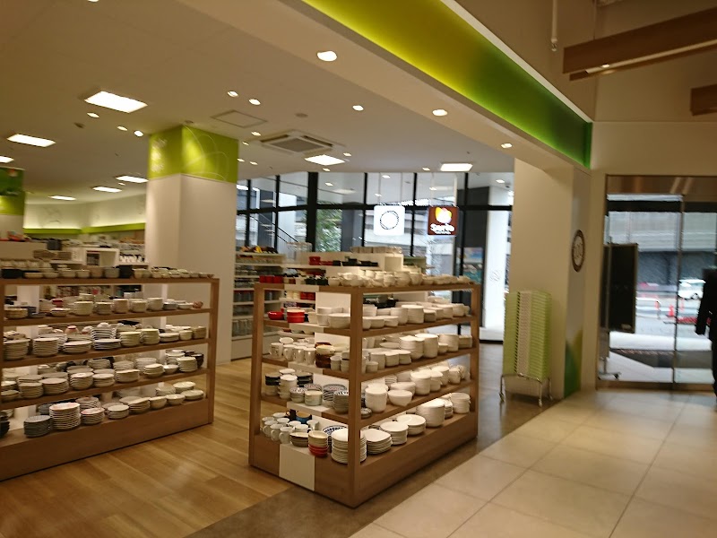Seria テラッソ姫路店 兵庫県姫路市駅前町 100 円ショップ グルコミ
