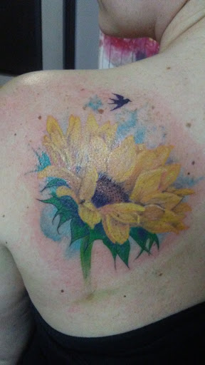 Tattoo Shop «California Ink Tattoo Studio», reviews and photos, 10550 Beach Blvd, Stanton, CA 90680, USA