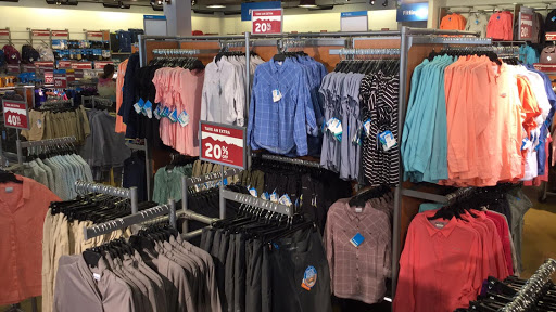 Sportswear Store «Columbia Sportswear Outlet Store at Edinburgh Premium Outlets», reviews and photos, 11715 NE Executive Dr #100, Edinburgh, IN 46124, USA