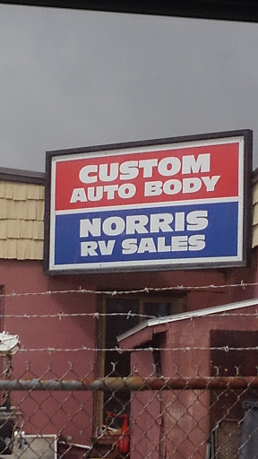 Auto Body Shop «Custom Auto Body», reviews and photos, 65 Maple St, East Longmeadow, MA 01028, USA