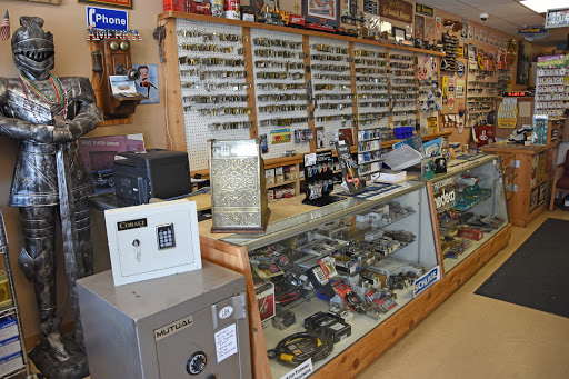 Locksmith «American Lock & Key», reviews and photos, 9516 Cortez Rd W #8, Bradenton, FL 34210, USA