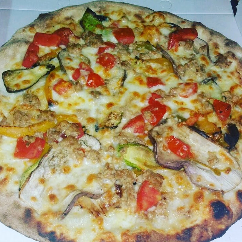 La Pizzaccia 3