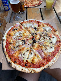 Plats et boissons du Pizzeria Funtana Pizza à Ota - n°2