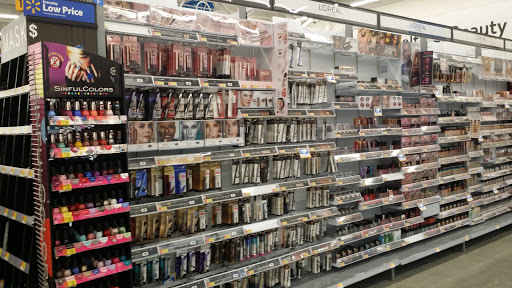 Discount Store «Walmart», reviews and photos, 910 Wolcott St, Waterbury, CT 06705, USA