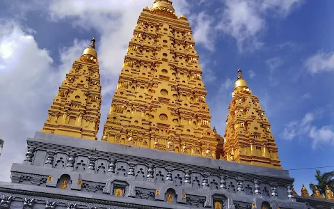Sri Subodharama International Buddhist Centre ශ්‍රී සුභෝදරාම ජාත්‍යන්තර බෞද්ධ මධ්‍යස්ථානය image