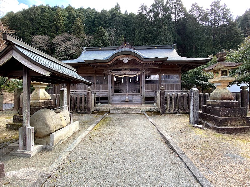 山神社