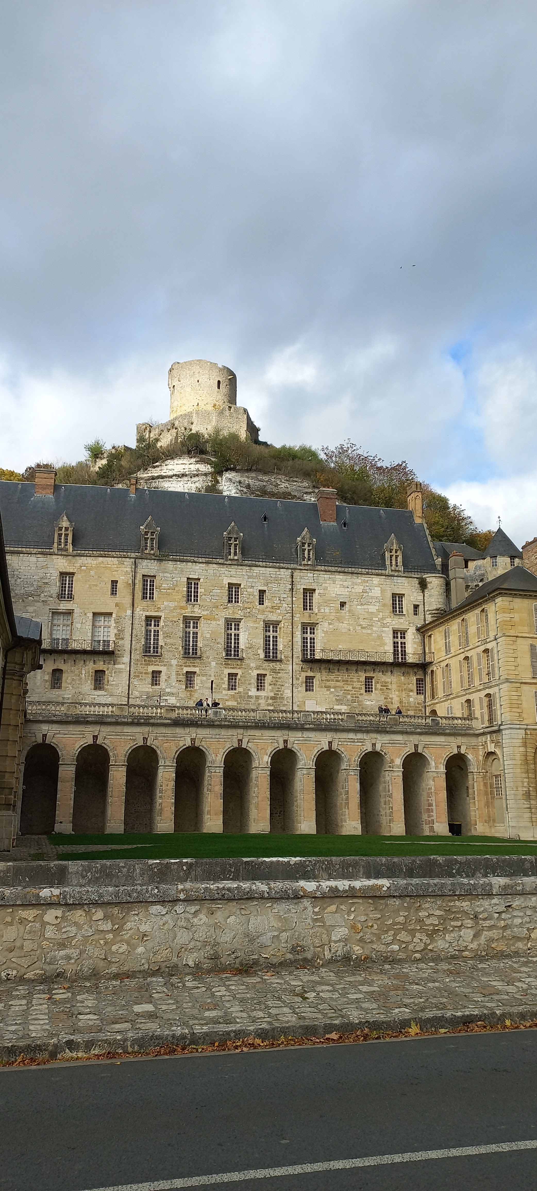 Photo n° 3 de l'avis de laetitia.. fait le 05/11/2022 à 04:00