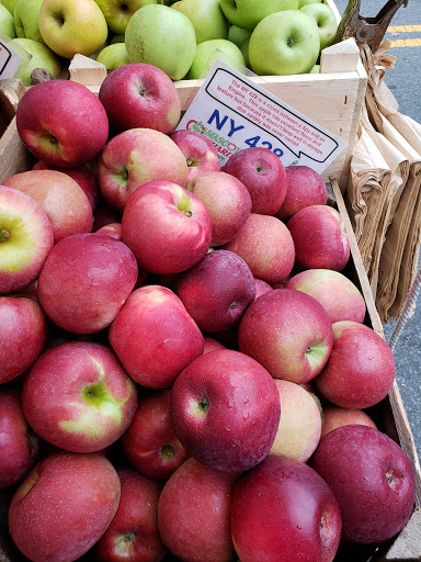 Inwood Greenmarket image 4