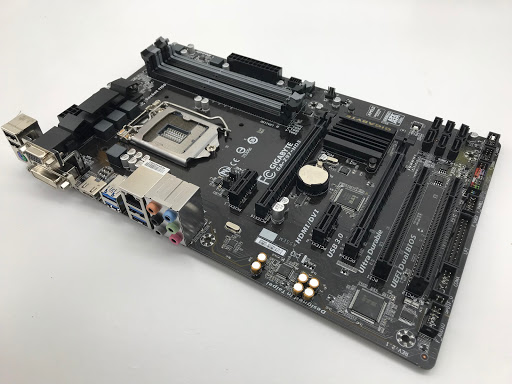 Mobile Phone Repair Shop «Smart Tech iPhone, iPad, Mac & PC Repair», reviews and photos, 2379 N Hicks Rd, Palatine, IL 60074, USA