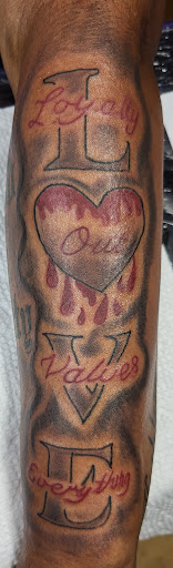 Explore dory tattoo ideas, creative tattoo ideas in Meridian, available at SK-Tattoo1