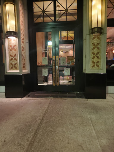 Restaurant «The Cheesecake Factory», reviews and photos, 1 Maple Ave, White Plains, NY 10601, USA