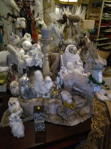 Home Goods Store «Cornerstone Shop & Gallery», reviews and photos, 214 Broad St, Lake Geneva, WI 53147, USA