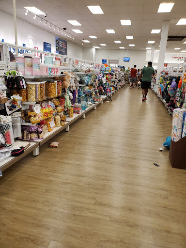 Department Store «Marshalls & HomeGoods», reviews and photos, 1130 Silas Deane Hwy, Wethersfield, CT 06109, USA