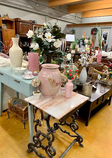 Thrift Store «Goodwill Store», reviews and photos, 23740 El Toro Rd e, Lake Forest, CA 92630, USA