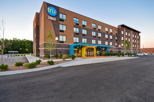 Tru by Hilton Sterling Heights Detroit