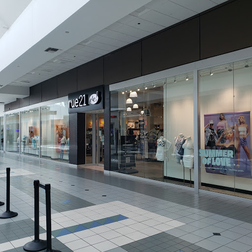 rue21, 20700 S Avalon Blvd #370, Carson, CA 90746, USA, 